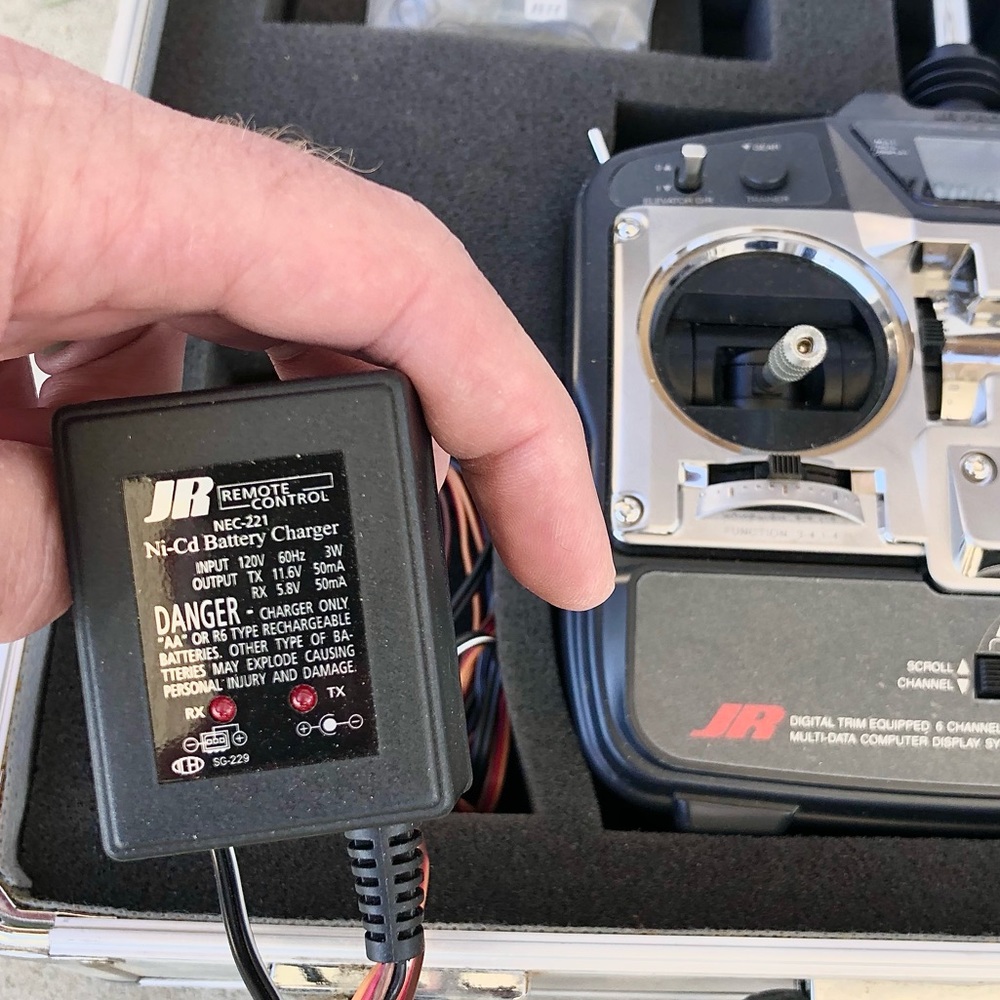 JR Brand XF631 Radio Controller, Case and Various Supplies - Picture 4 of 13